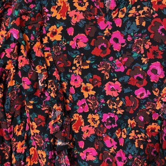 Wild Fable Floral Top - Picture 9 of 9